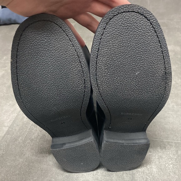 Like New Burberry Graphic Leather Motto Boot with Buckles - Picture 5 of 5